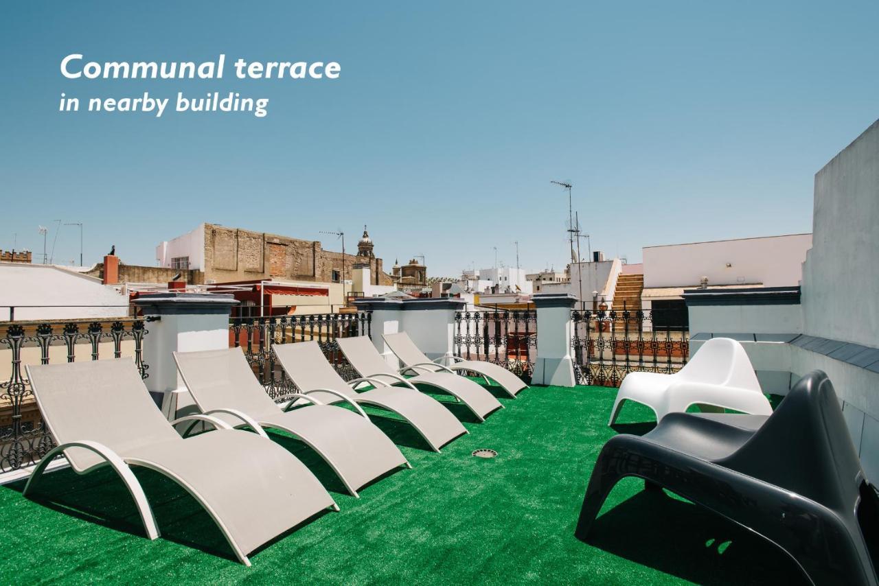 Hostly Rivero 2A Center Loft-Fibre-Communal Terrace-Parking Optional-Cless Севиля Екстериор снимка