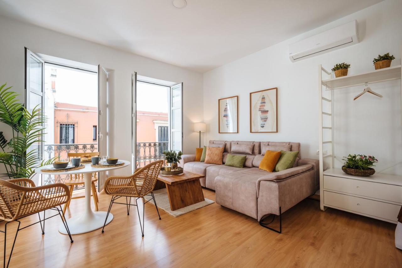 Hostly Rivero 2A Center Loft-Fibre-Communal Terrace-Parking Optional-Cless Севиля Екстериор снимка