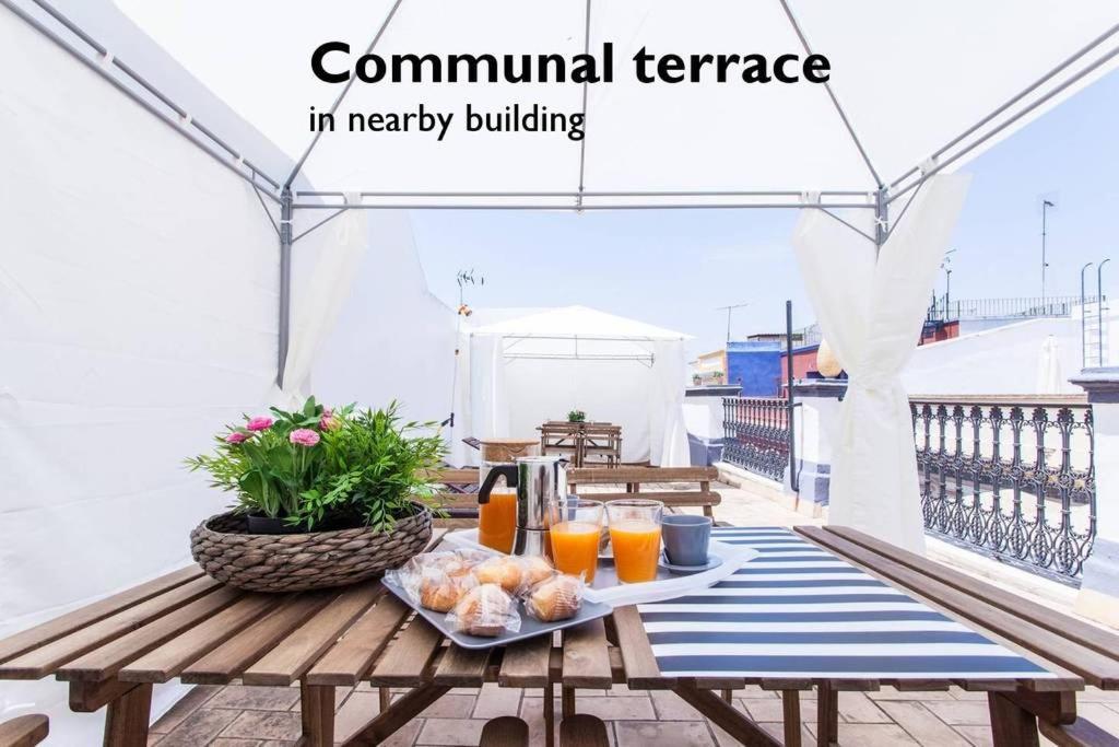 Hostly Rivero 2A Center Loft-Fibre-Communal Terrace-Parking Optional-Cless Севиля Екстериор снимка